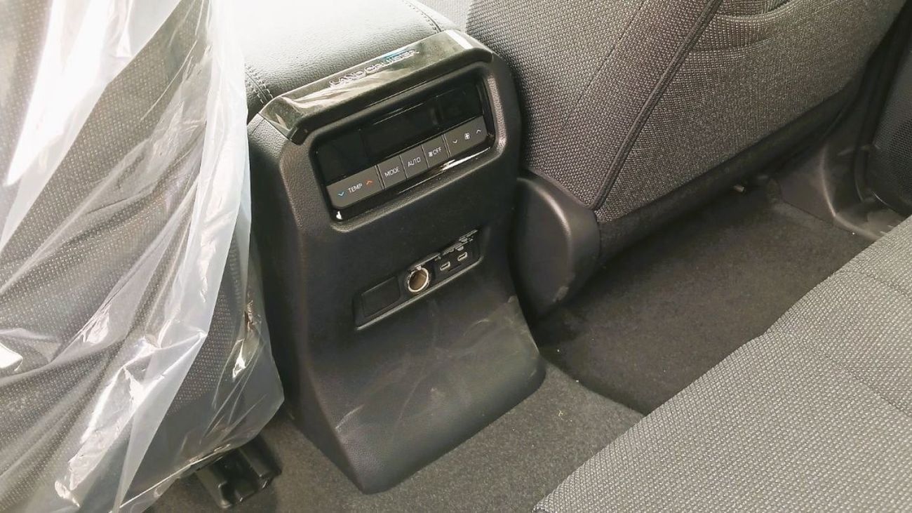 تويوتا برادو TX1 Toyota PRADO 250 TX 2.4L Petrol GCC 2025YM