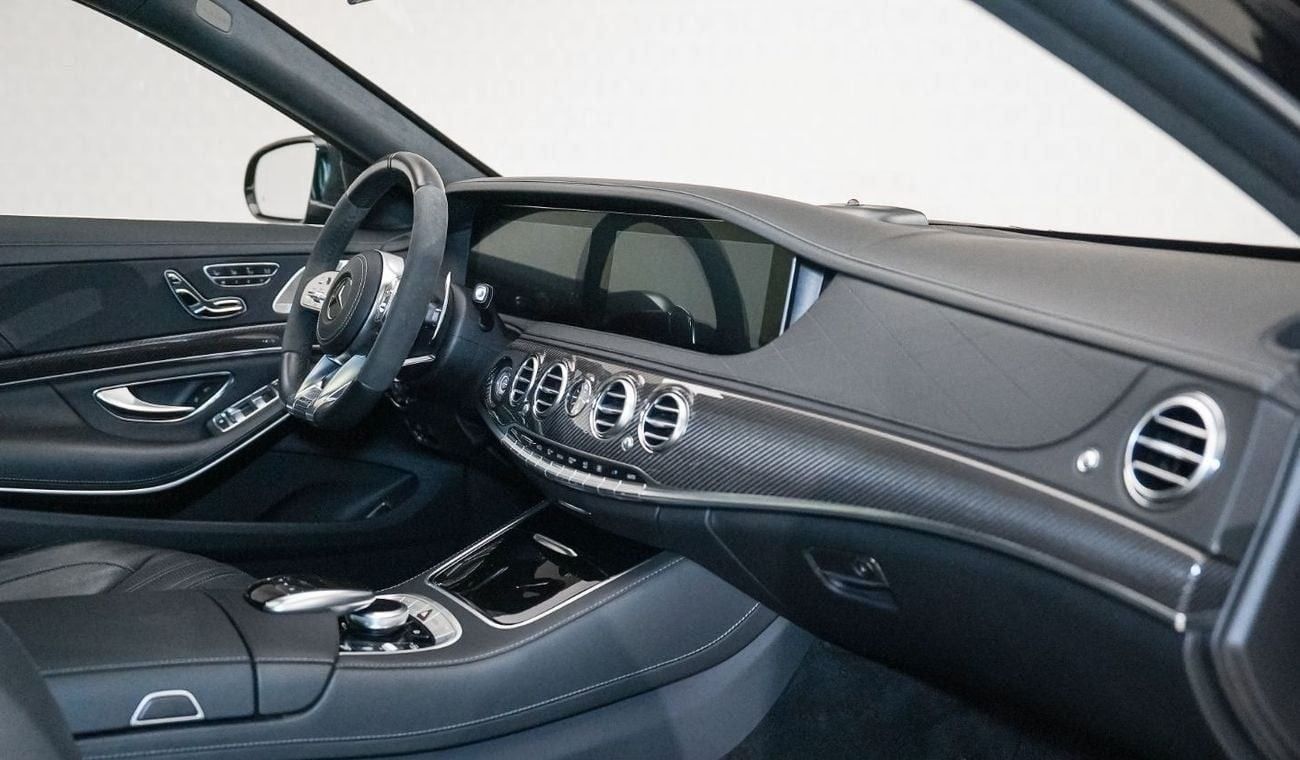 مرسيدس بنز S 63 AMG - AED 6,954 P/M - 2 Years Warranty