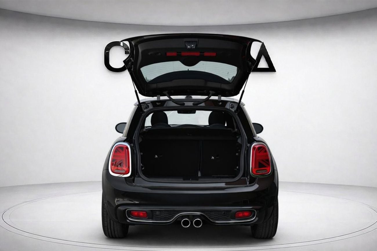 Mini Cooper S 2.0L (4 Seater) RAMADAN OFFER l AED 1,077 P.M l 0% Down Payment l Cooper S l 1 Year Warranty