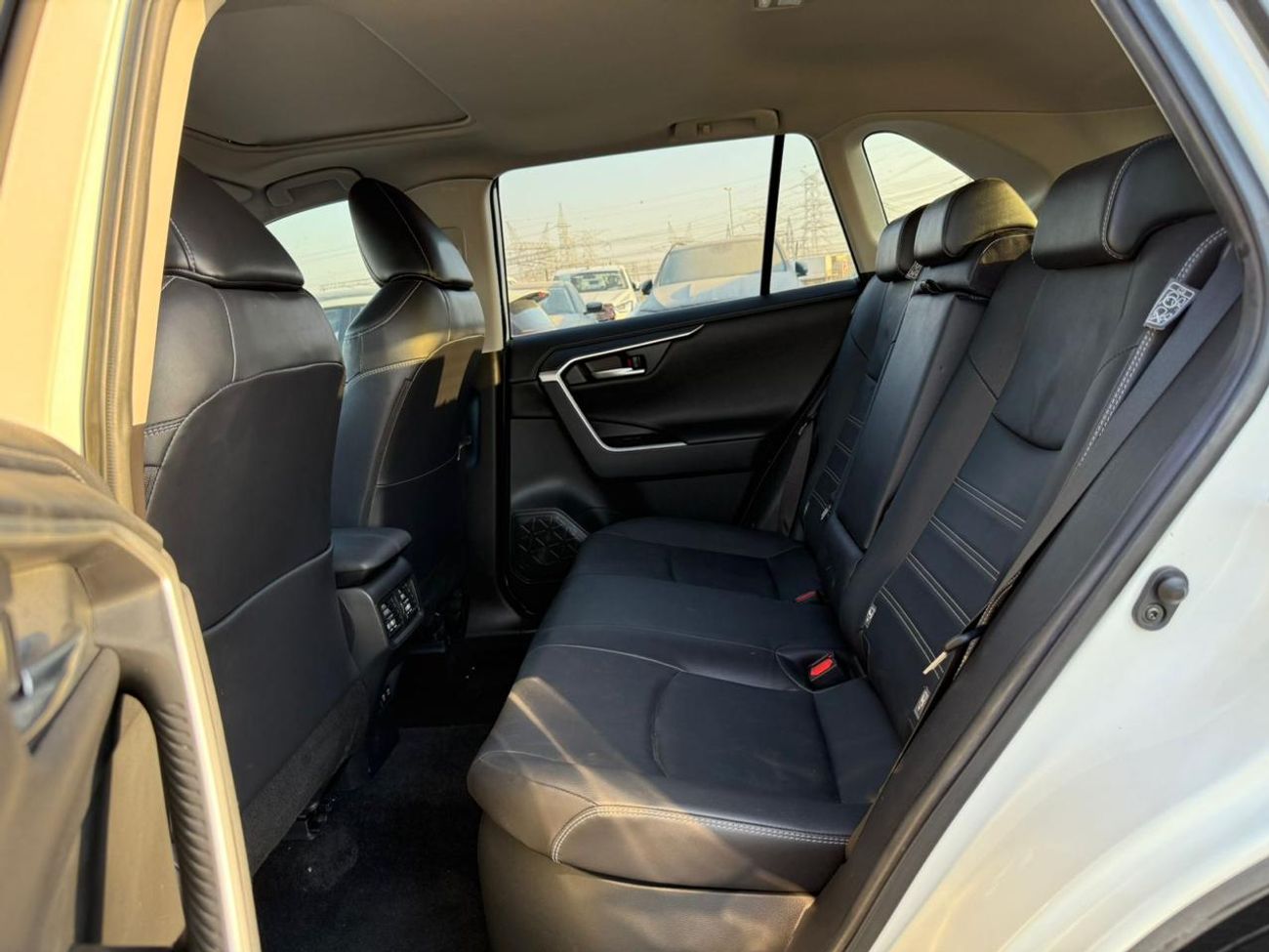 Toyota RAV4 SUNROOF | REAR VIEW CAMERA | 2.5L PETROL | HYBRID | AWD | RHD | 2021 | MEMORY SEAT