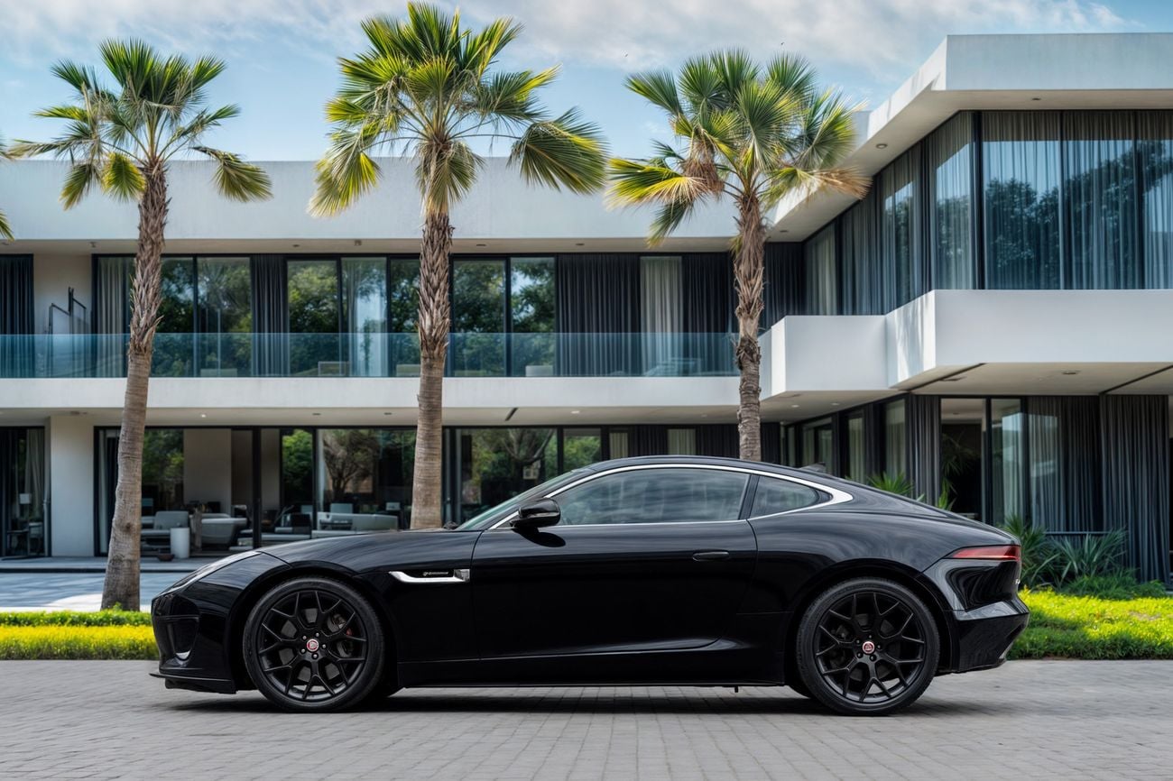 جاكوار F Type F-Type R-Dynamic | 2,742 P.M | 0% Downpayment | Impeccable Condition! | Ramadan Offer!