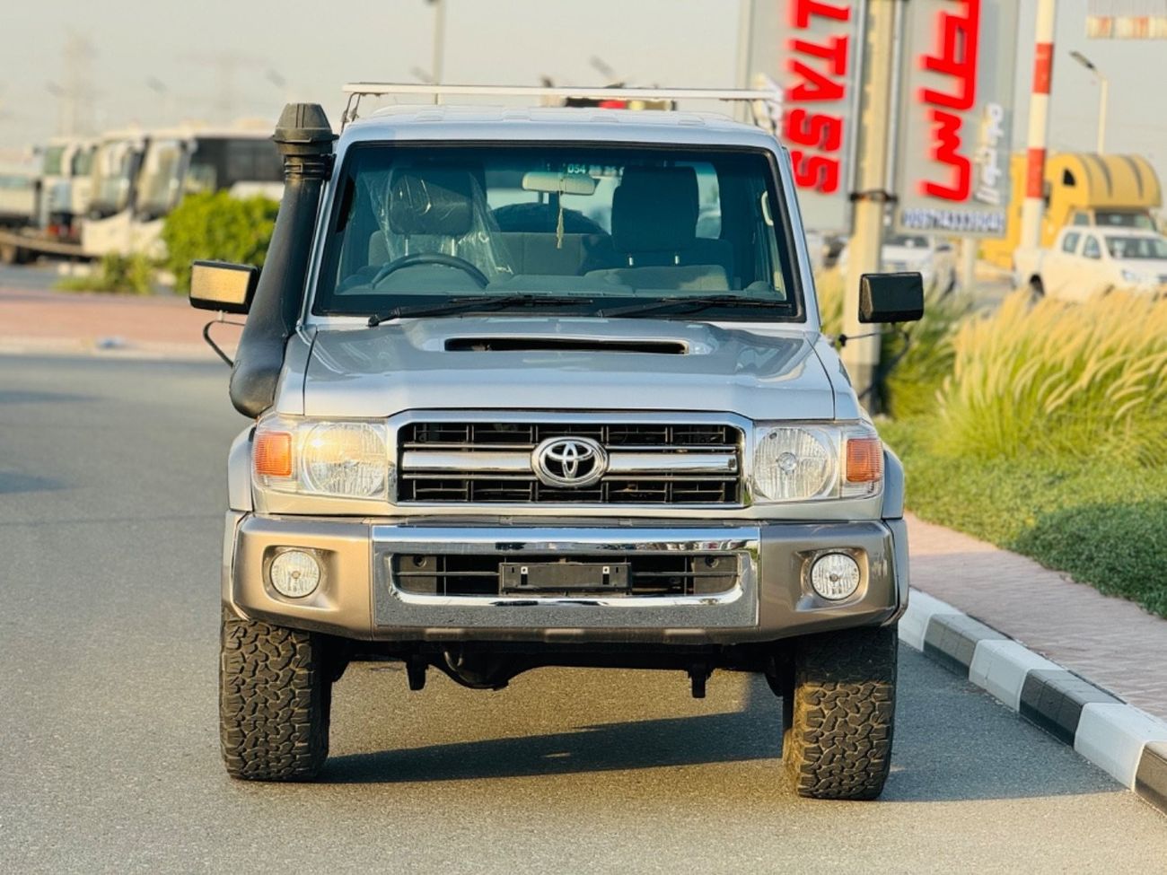 Toyota Land Cruiser Pick Up Land Cruiser pick up v8