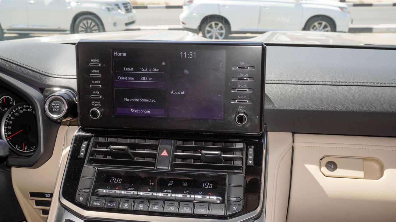 Toyota Land Cruiser GXR 3.5 L Twin Turbo V6