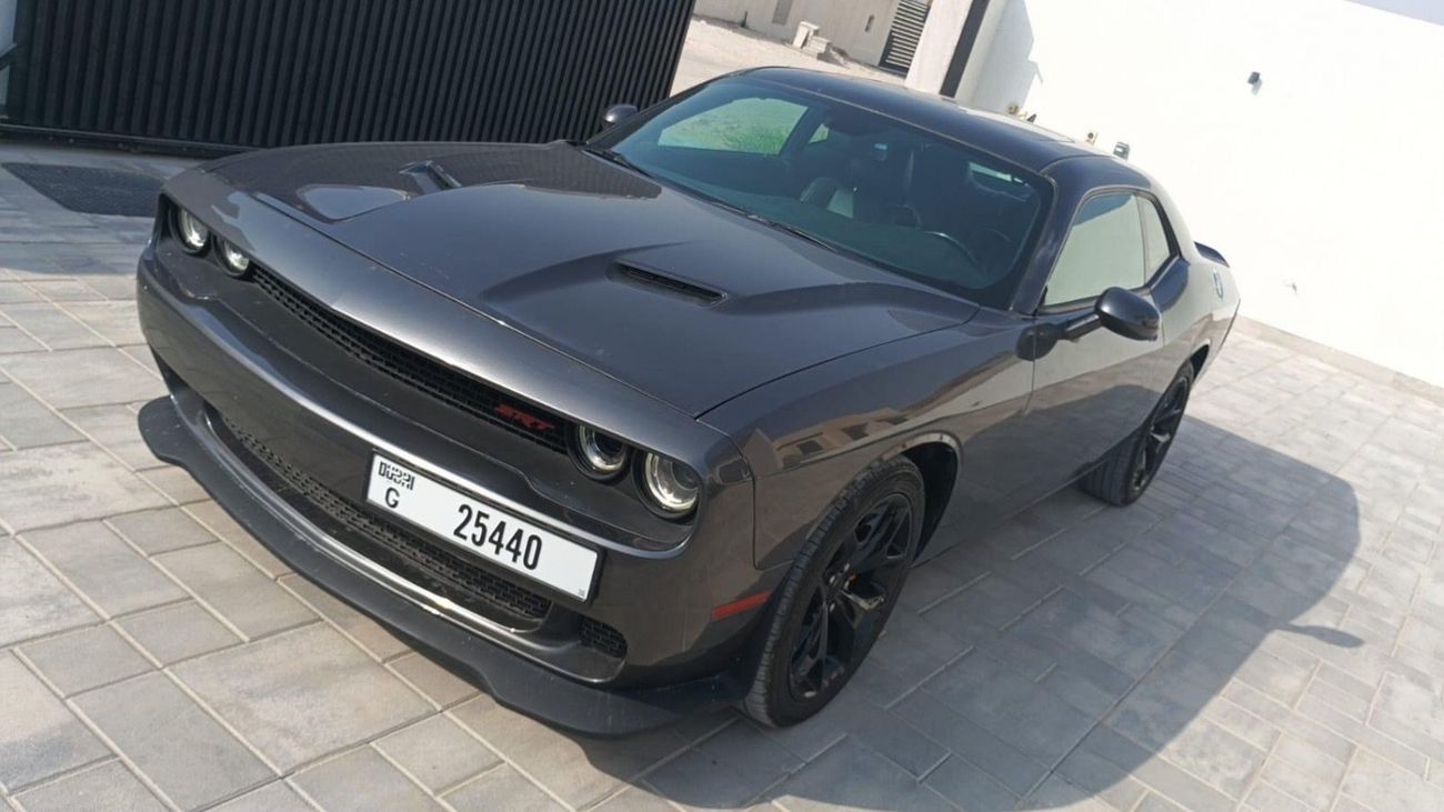 دودج تشالينجر SXT