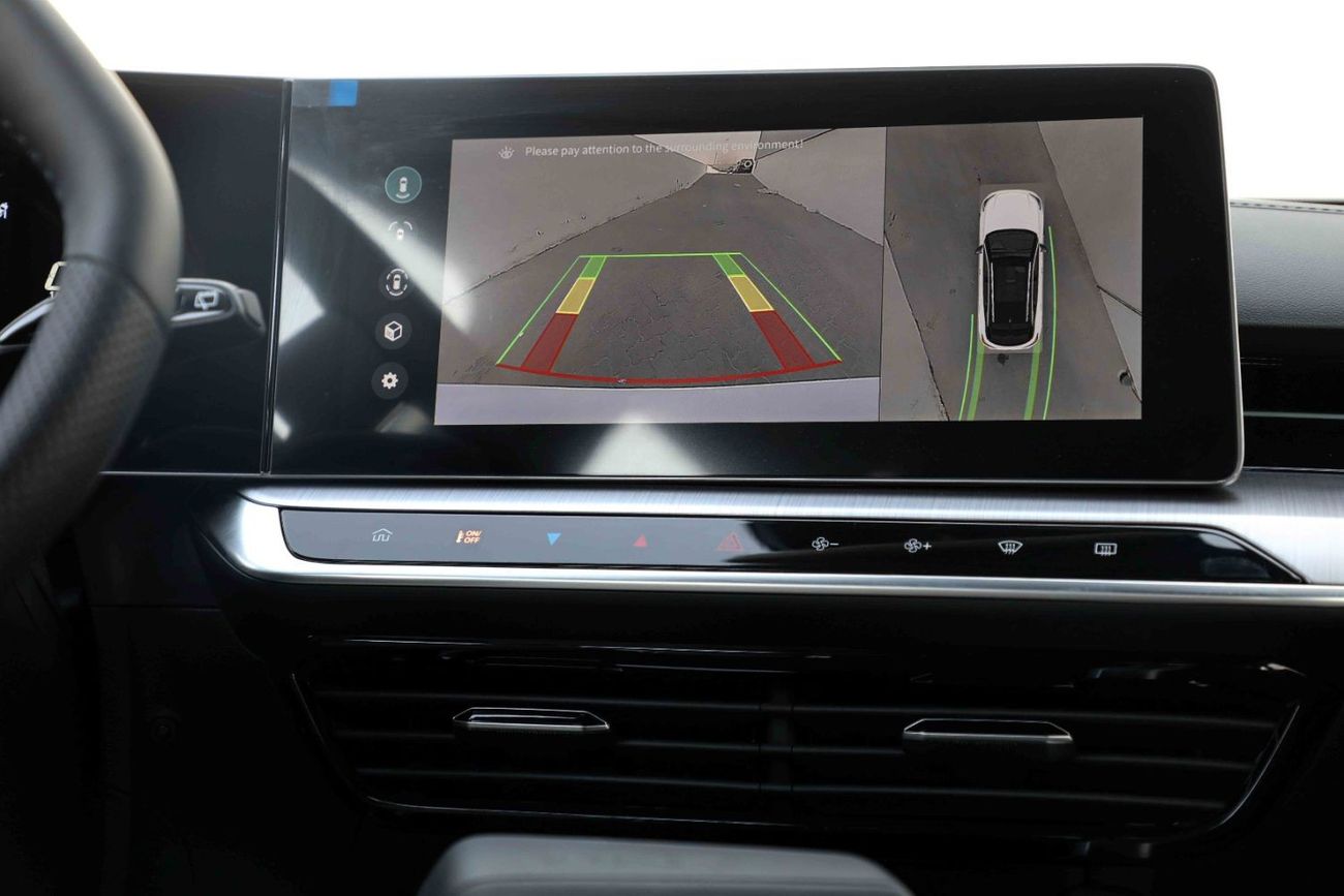 أم جي 1 2024 MG1 1.5 CVT LUXURY - رمادي أسود مزدوج طن من الداخل Black teche | تصدير فقط