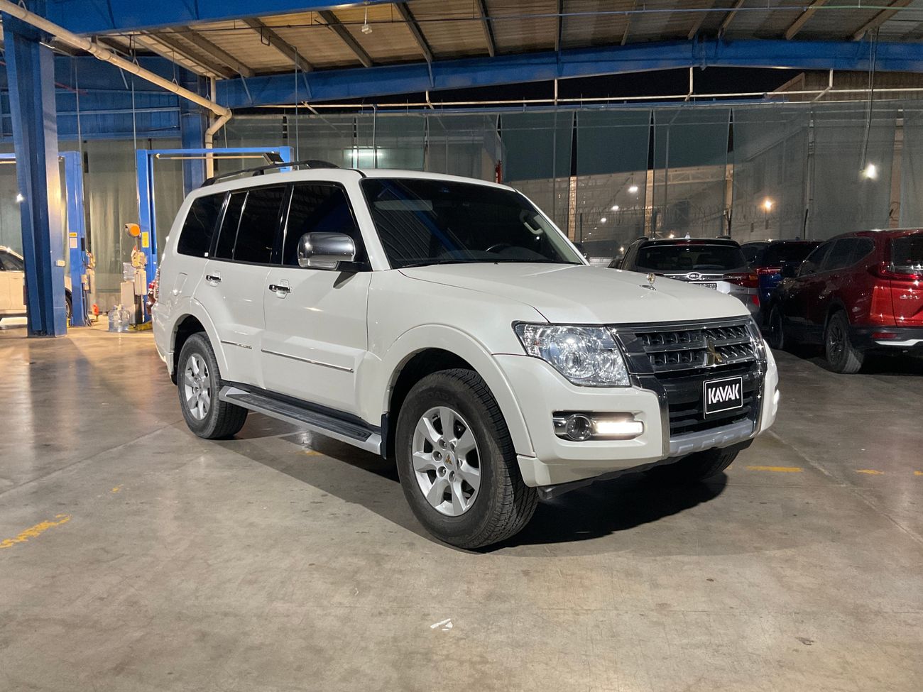 ميتسوبيشي باجيرو GLS Highline | شامل الضمان | 0 ﺪﻔﻋﺓ ﺃﻮﻟﻯ