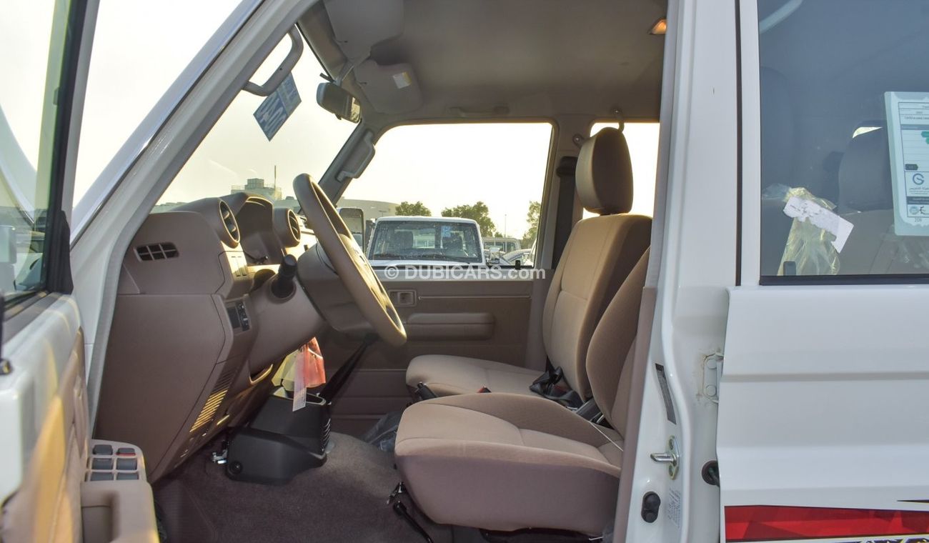 Toyota Land Cruiser 70 4.0L LX V6