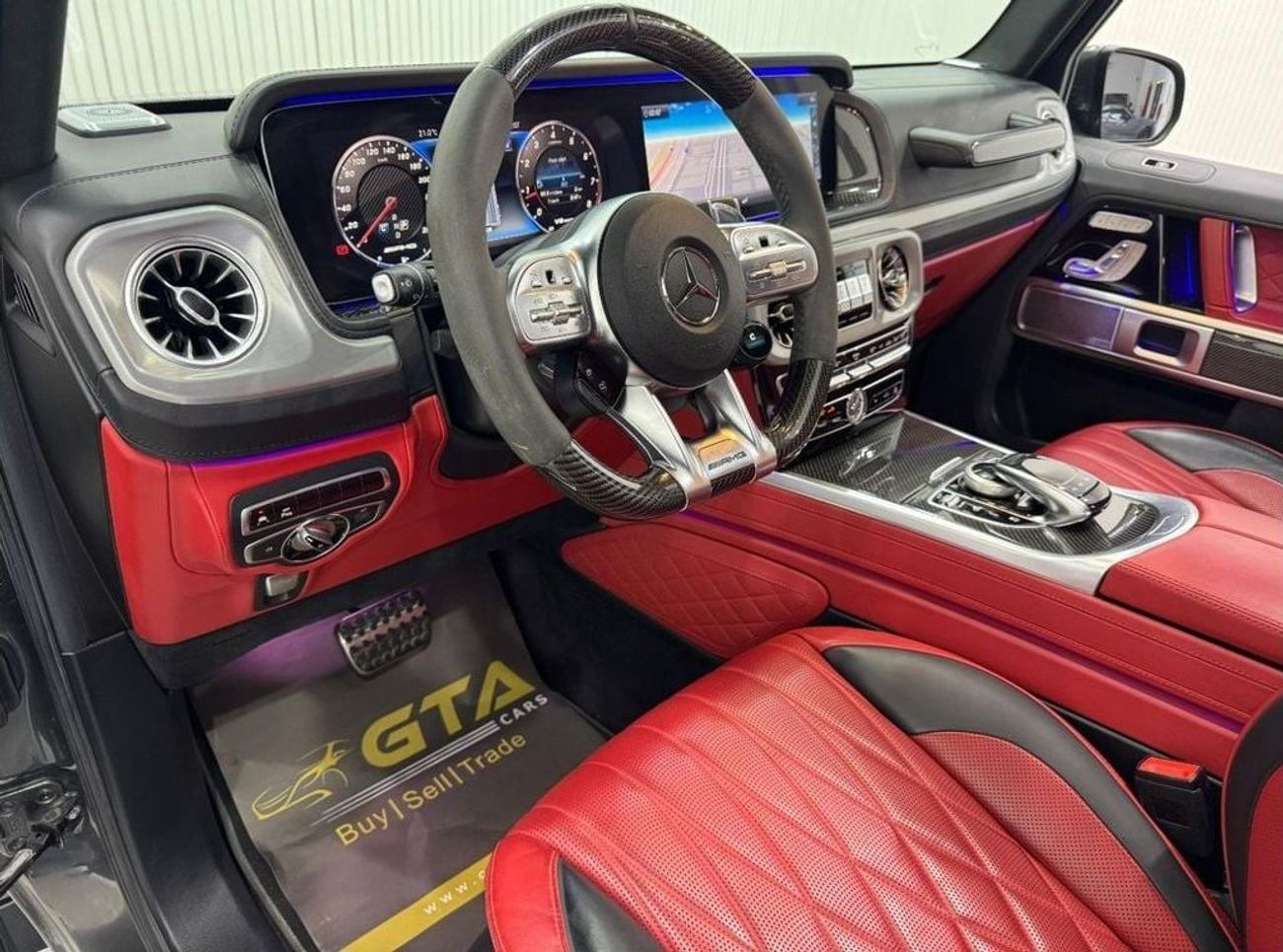 مرسيدس بنز G 63 AMG Std 4.0L 2020 Mercedes Benz G63 AMG, Warranty, Just Been Service, Carbon Fiber Package, Fully Loaded