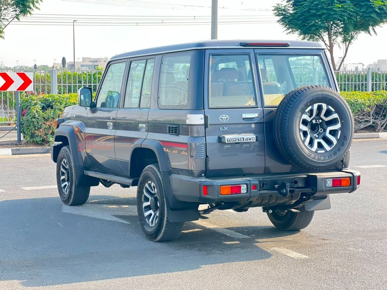 Toyota Land Cruiser Pickup 70