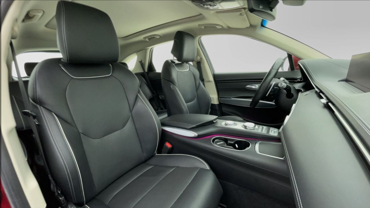 جينيسس GV70 Prestige 2.5L AWD GENESIS GV70 2.5L 2022 | 0 DP | 1929/Month | 30 Day Return | Service History