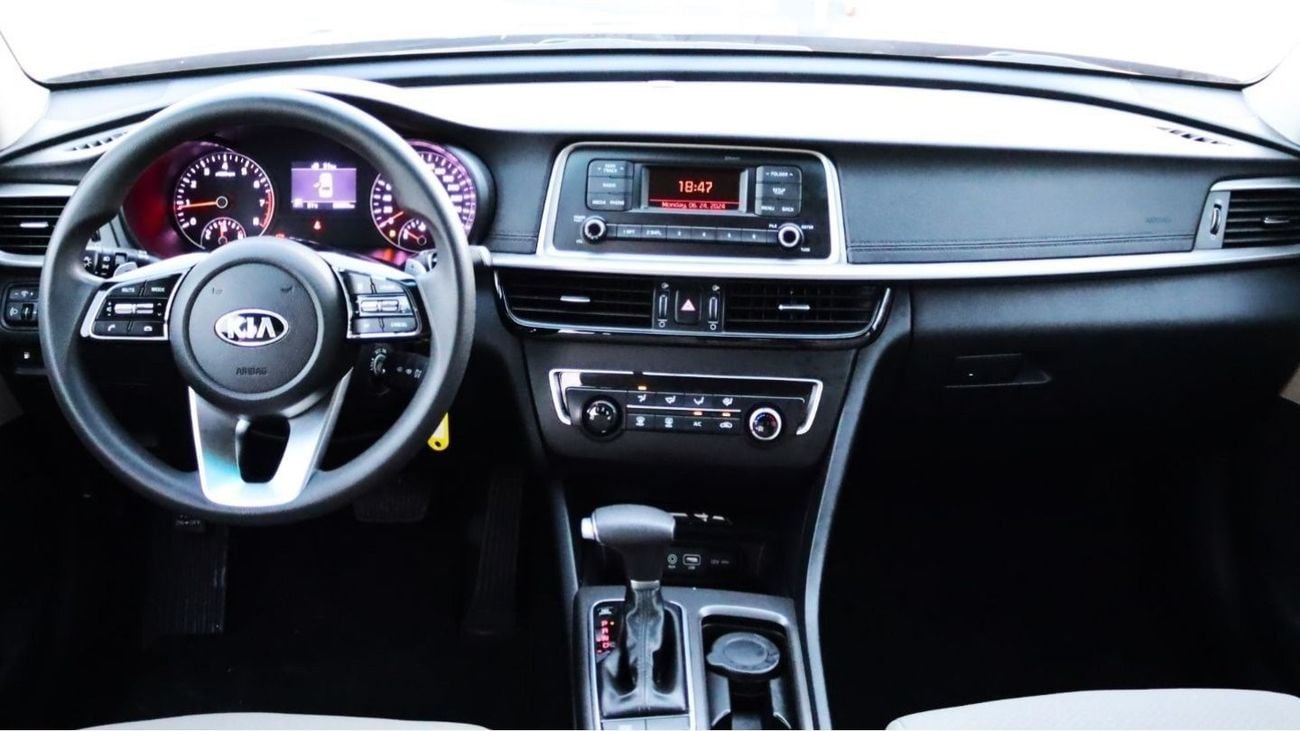 كيا أوبتيما 2019 خليجي بحالة ممتازة بدون حوادث