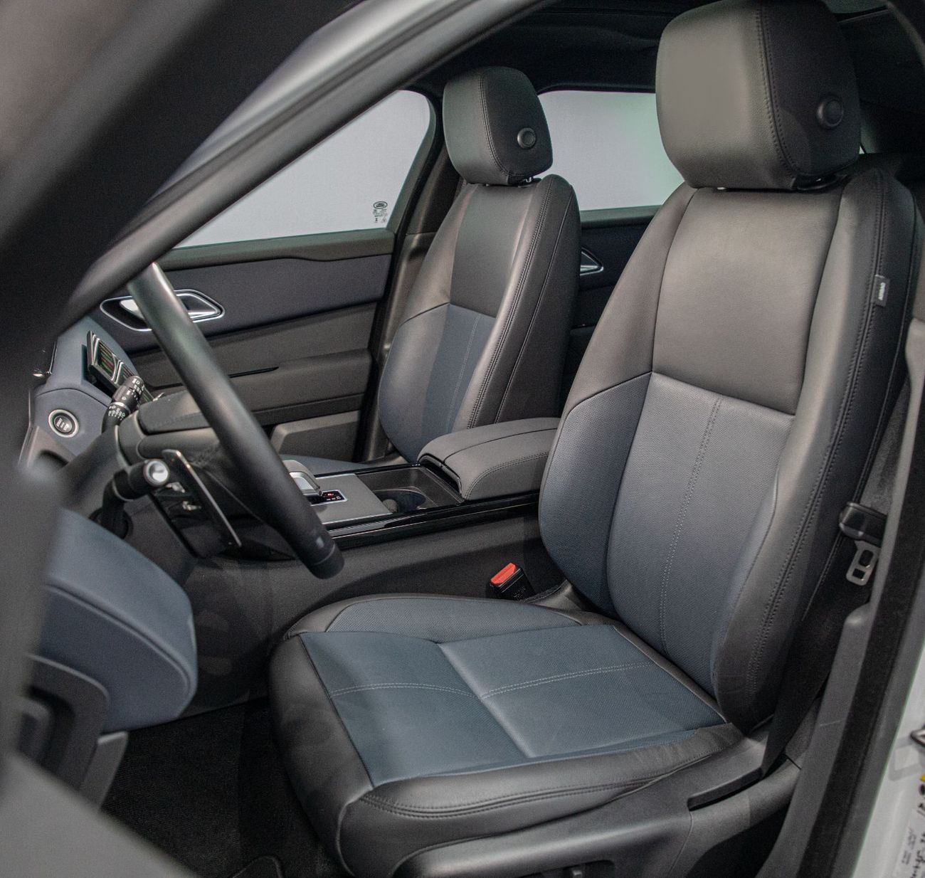 لاند روفر رينج روفر فيلار Dynamic SE P250 2.0L