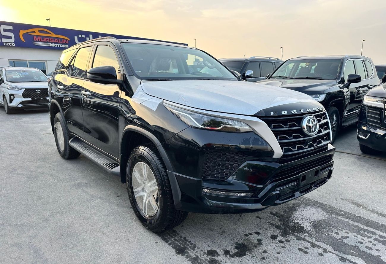 Toyota Fortuner TOYOTA FORTUNER 2.7L Digital AC 2025 (EXPORT ONLY)