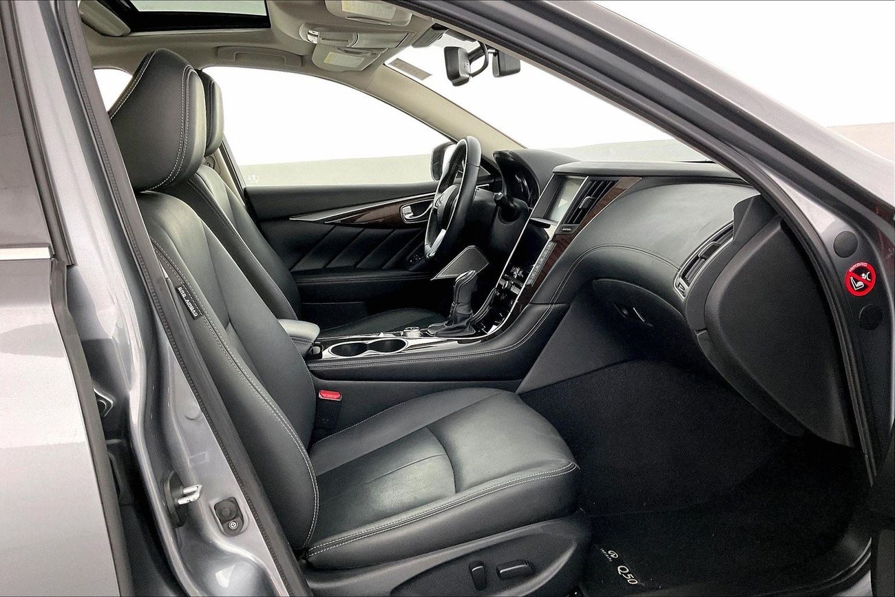 Infiniti Q50 Premium / Luxe| 1 year free warranty | Exclusive Eid offer