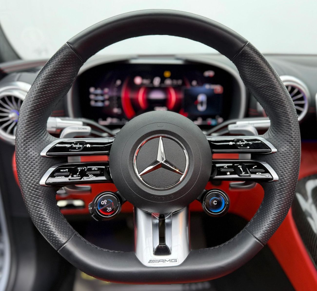 Mercedes Benz SL55 AMG  2022 Mercedes Benz SL55 AMG 4MATIC+, 2028 Mercedes Warranty, Full MB Service History, GCC
