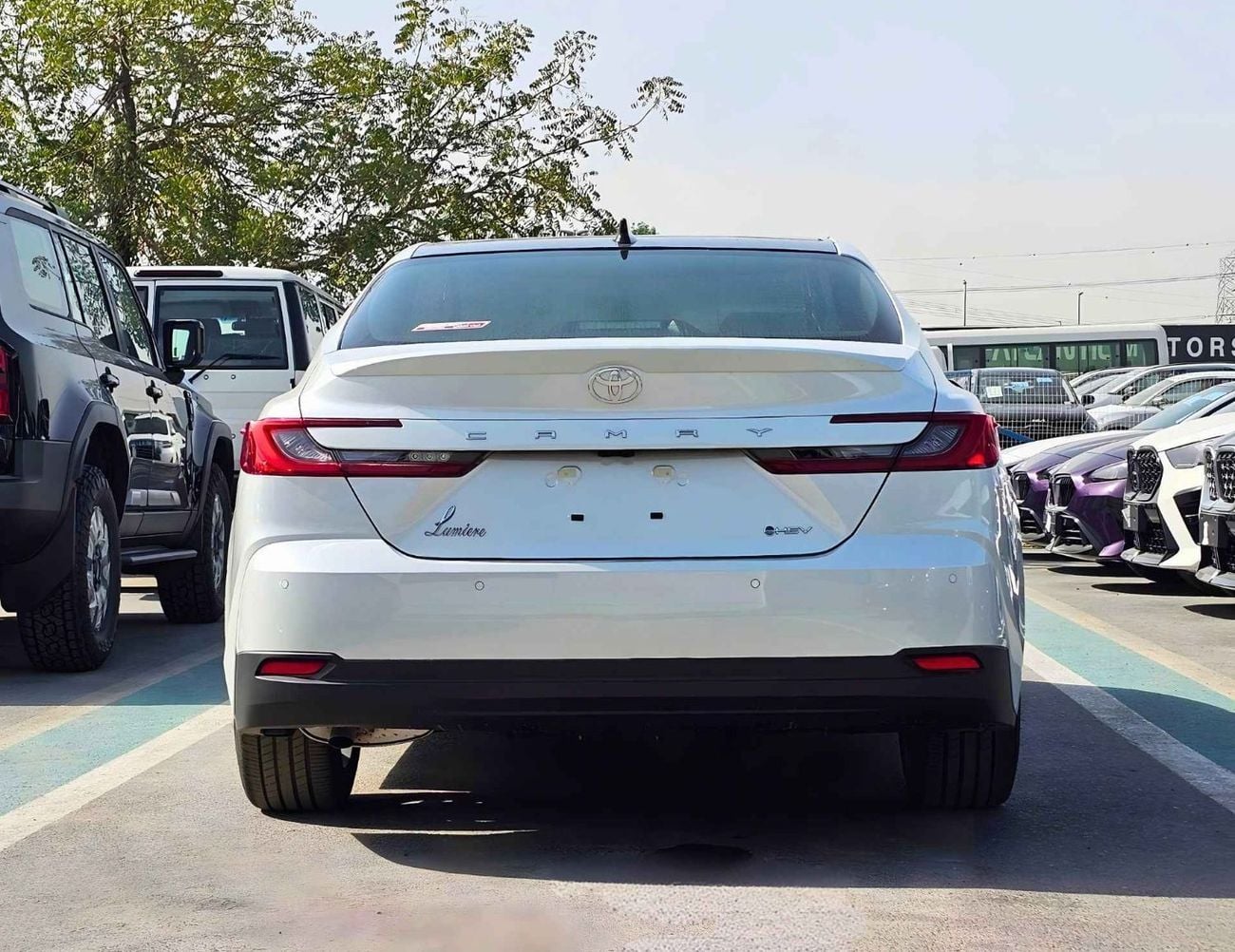 تويوتا كامري LIMITED HEV LUMIERE HYBRID 2.5L V4 || RADAR | PANORAMIC ROOF | 360*CAMERA | HEADS UP DISPLAY (CODE # CLM)