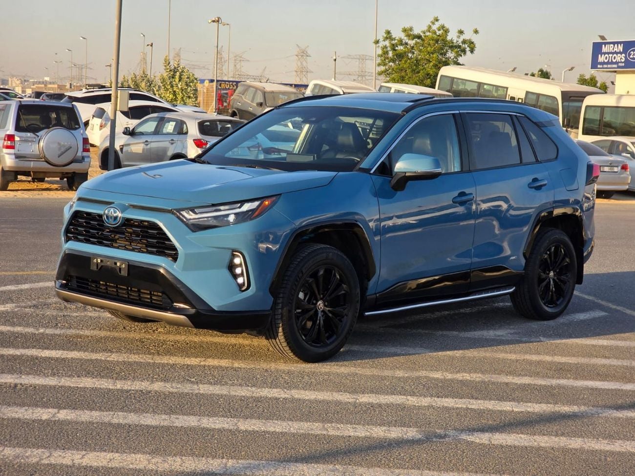 تويوتا راف ٤ SE Hybrid