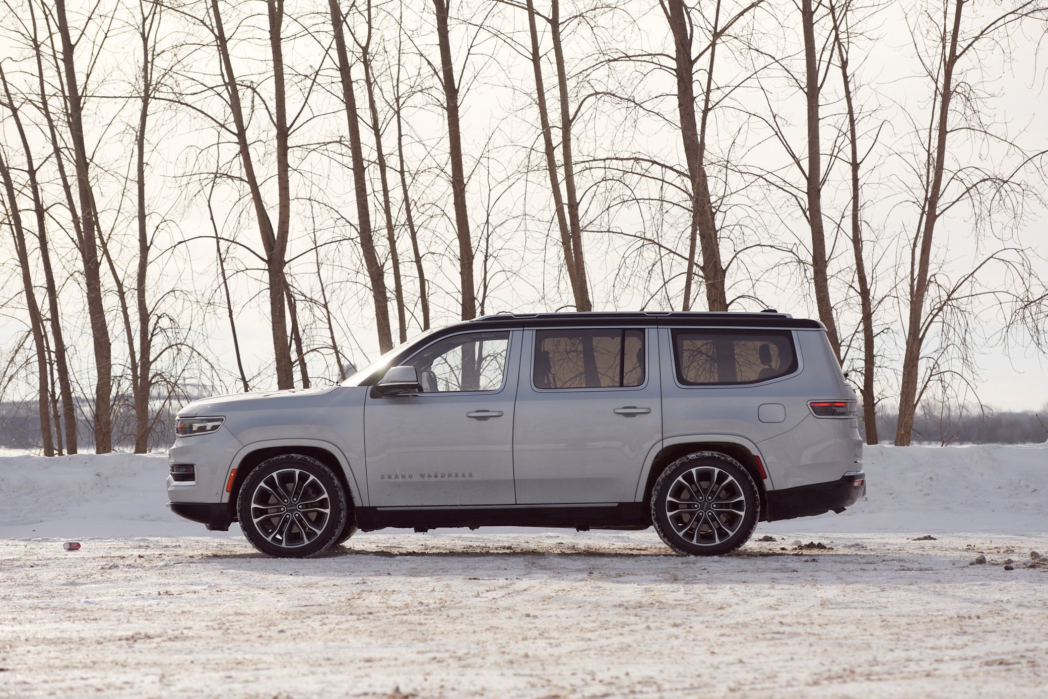 Jeep Grand Wagoneer exterior - Side Profile