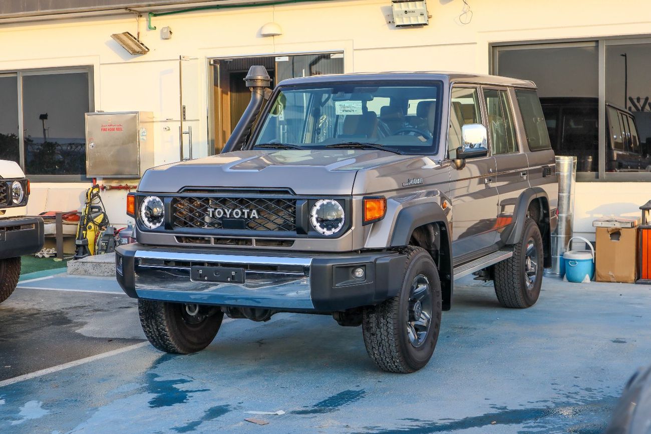 Toyota Land Cruiser 70 toyota land cruiser hardtop 4.0L 2024 model