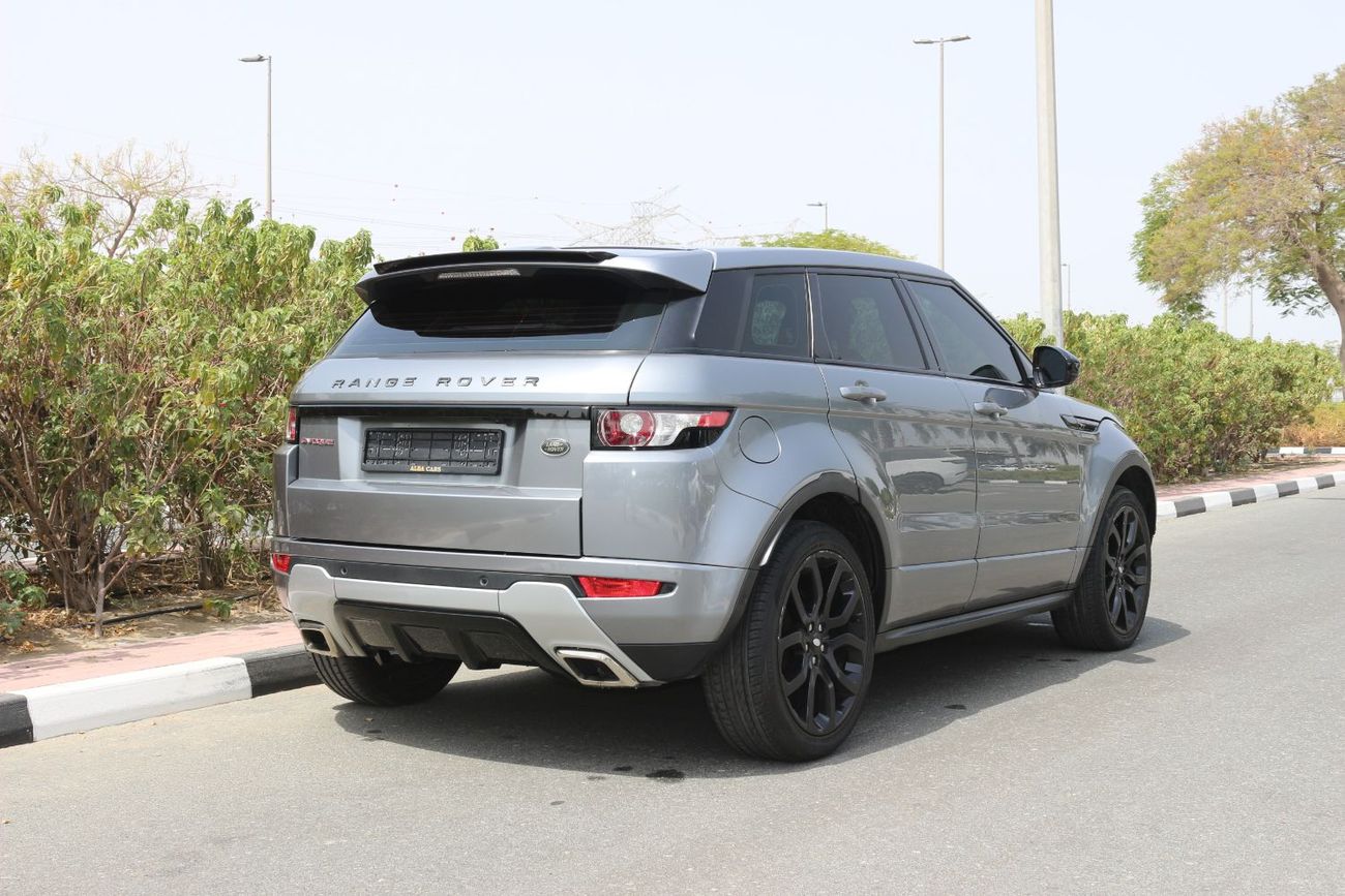 Land Rover Range Rover Evoque HSE Dynamic 2.0L (5 Door) Land Rover Range Rover Evoque 2.0T R-Dynamic S 250 PS 2014