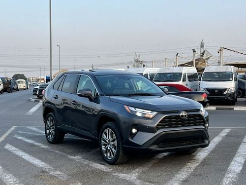 تويوتا راف ٤ XLE 2023 Toyota RAV4 Full Option - 2.5 V4 - Big Screen & Radar Sensor - Trunk Auto Push Star