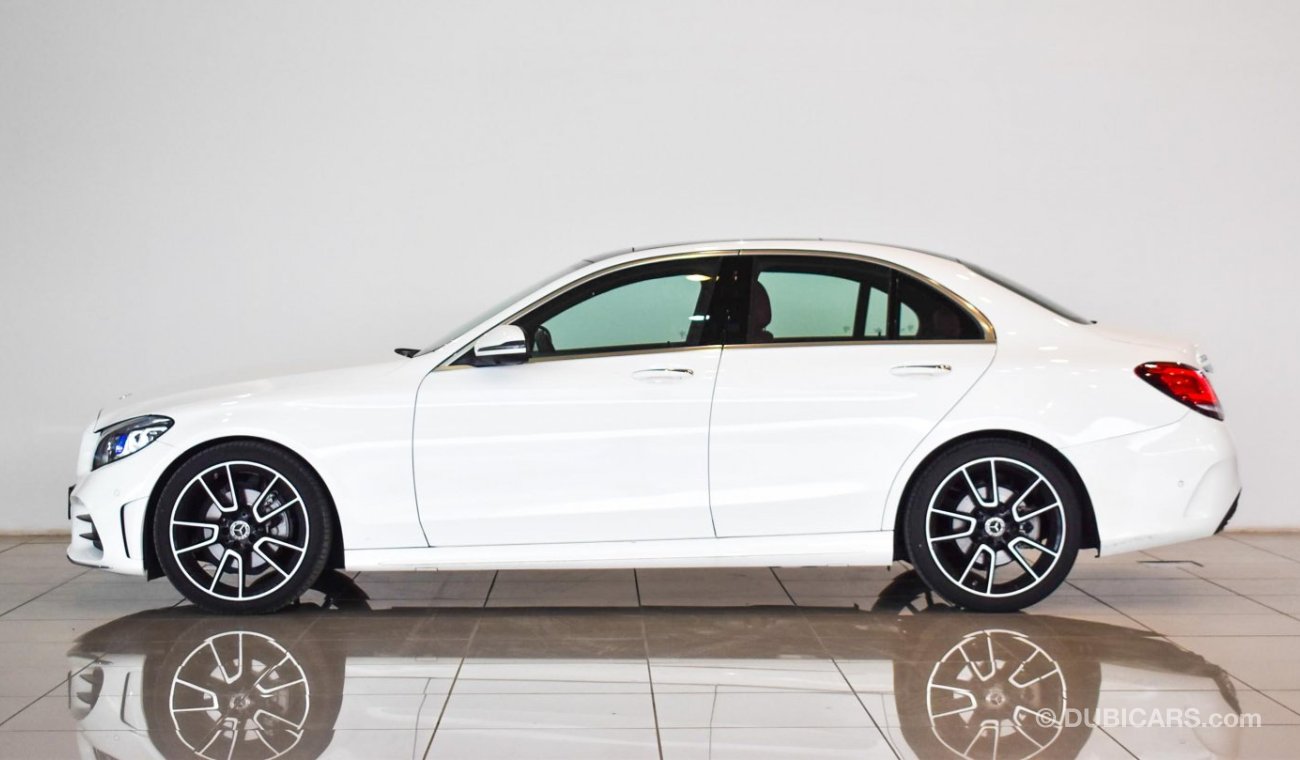 Mercedes-Benz C200 SALOON / Reference: VSB 31640 Certified Pre-Owned with up to 5 YRS SERVICE PACKAGE!!!