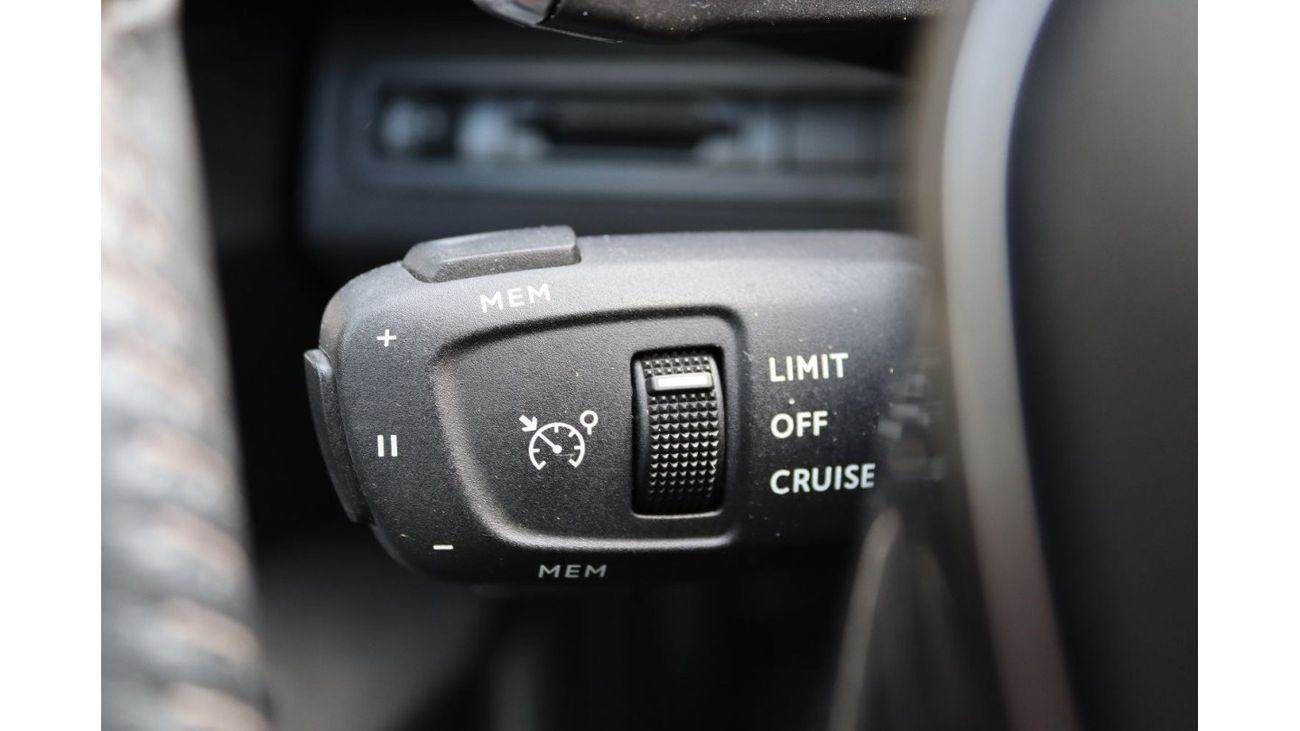 Peugeot 3008 ACCIDENTS FREE - ALLURE - ENGINE 1600 CC TURBO - ORIGINAL PAINT - PERFECT INSIDE OUT