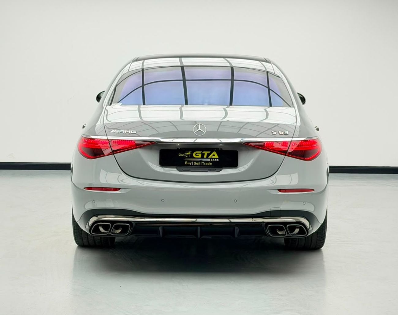 Mercedes Benz S63 AMG E PERFORMANCE EDITION 1
