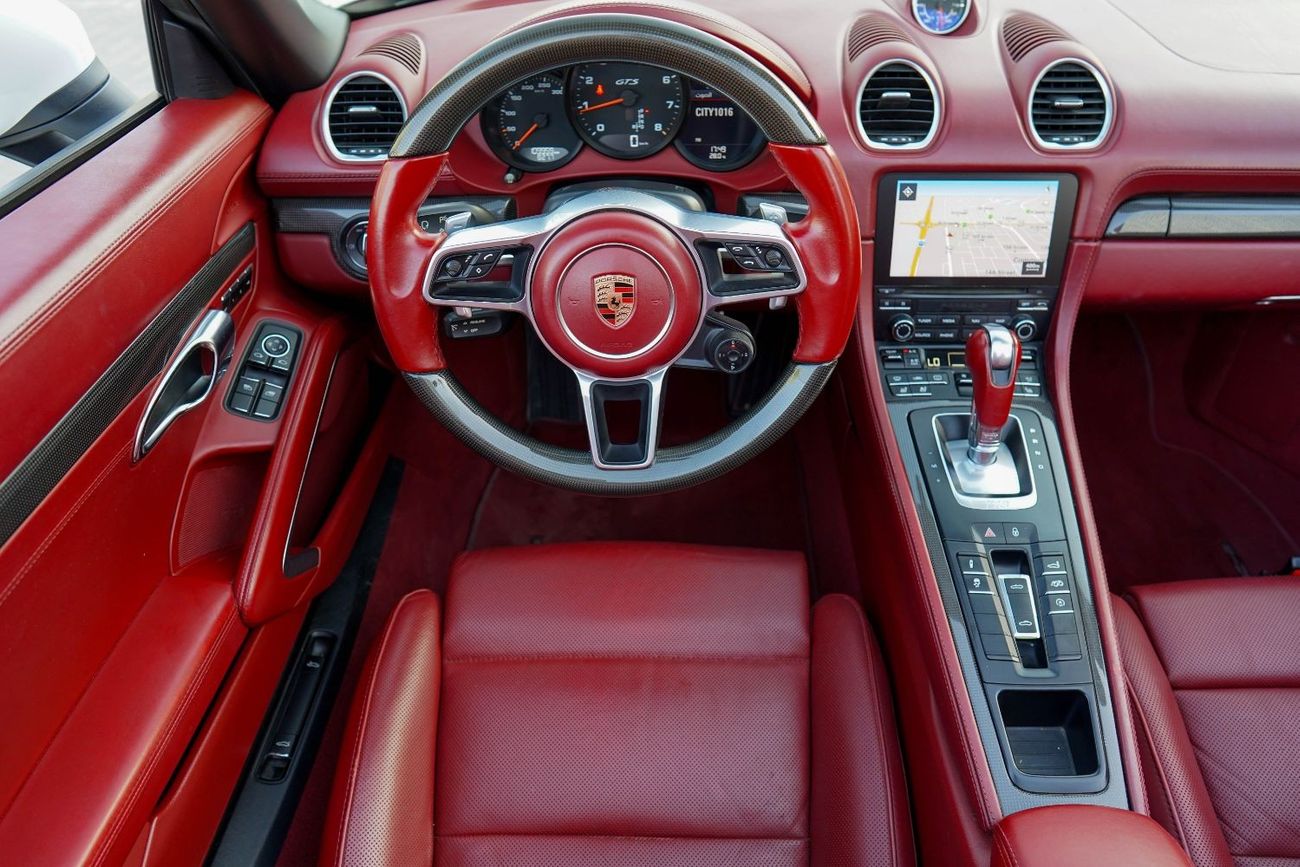 Porsche 718 Boxster Porsche 718 Boxster GTS Convertible 2018 GCC under Warranty with Flexible Down-Payment/ Flood Free.