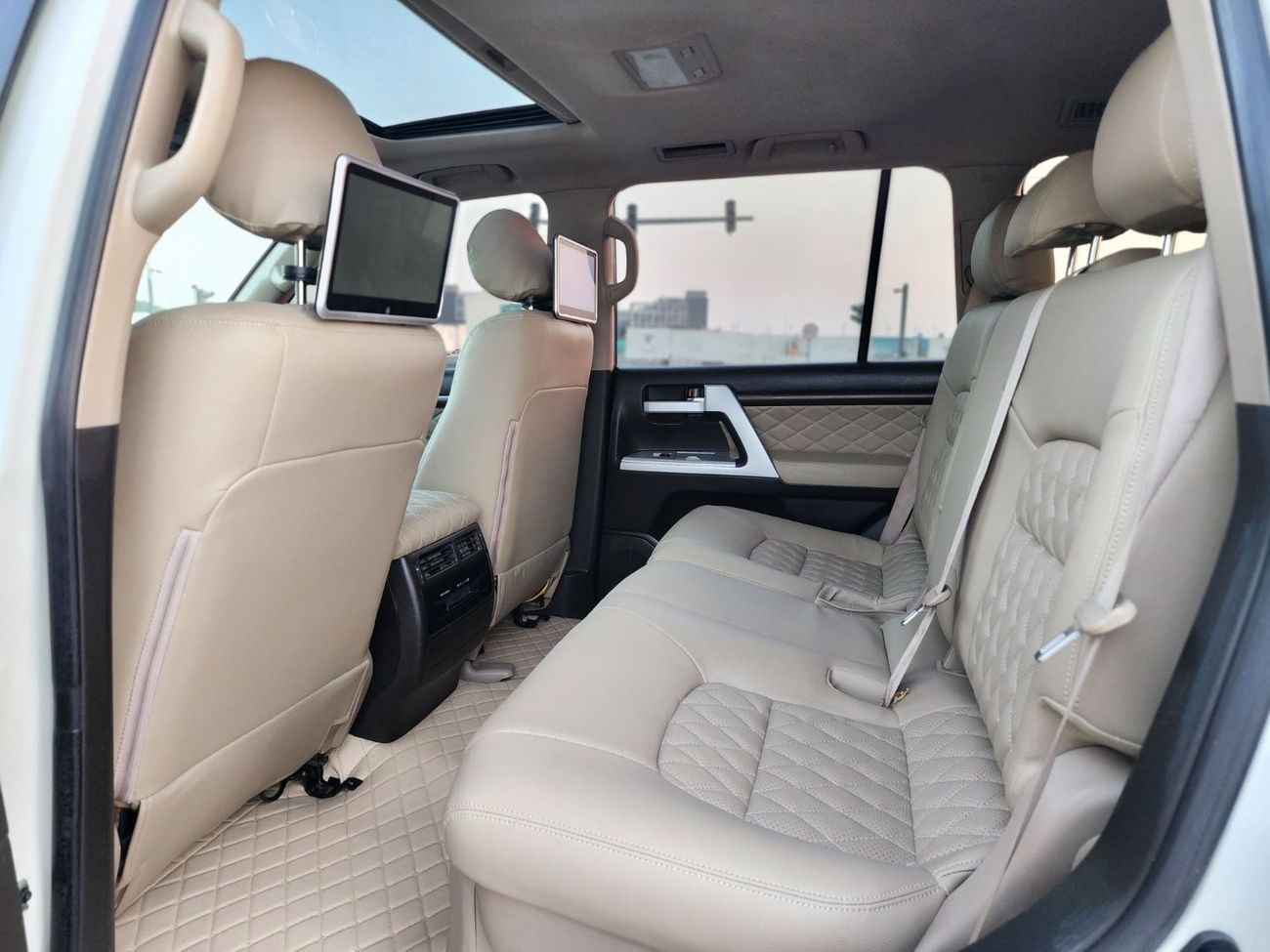 تويوتا لاند كروزر GX.R V6 upgrade 2023