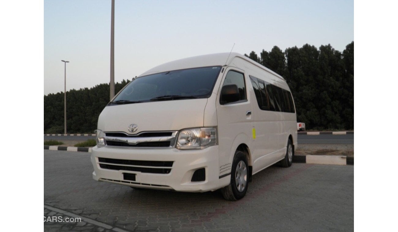 Toyota Hiace 2013 السقف العالي رقم 1 REF#240