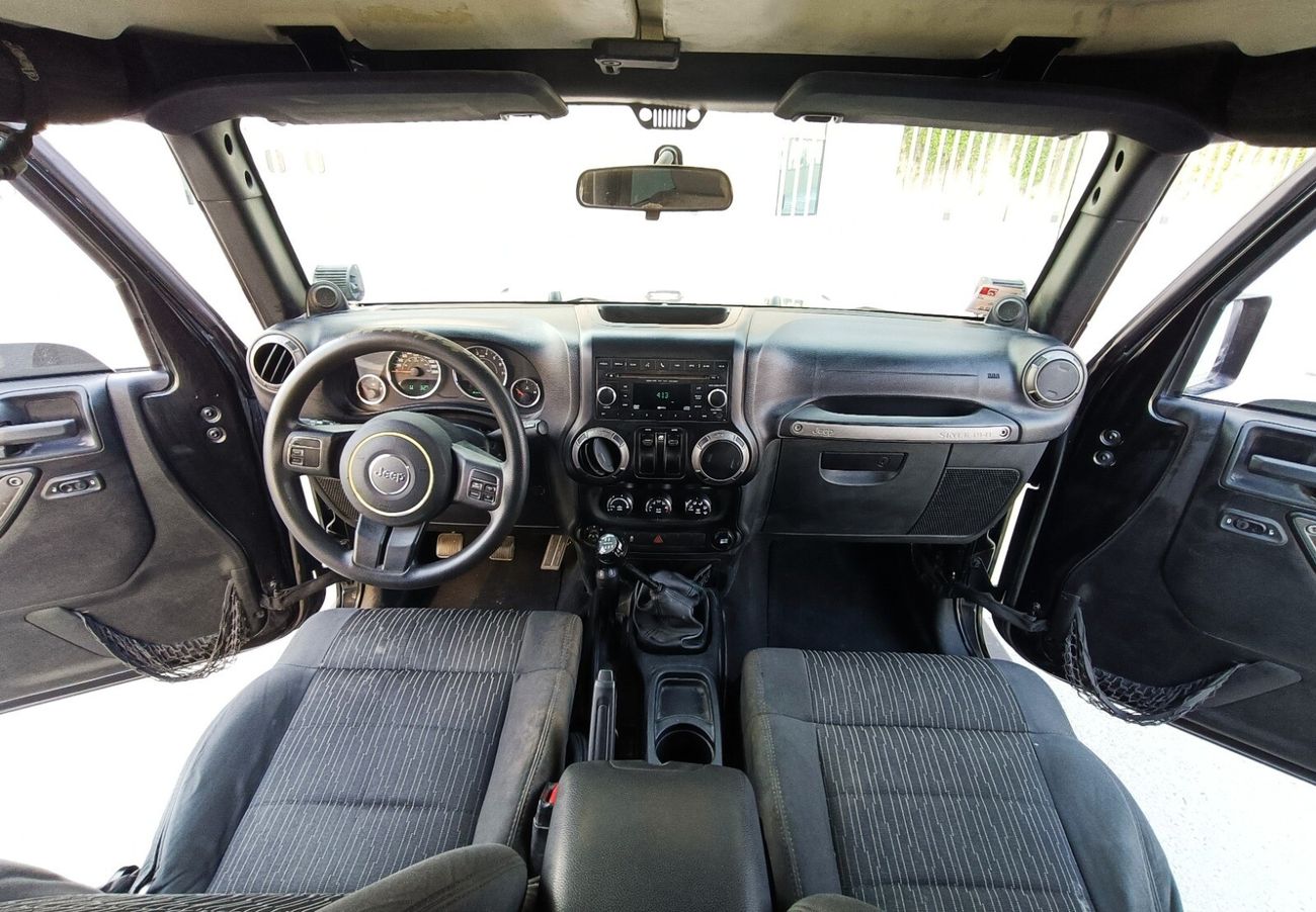 Jeep Wrangler 3.6L M/T