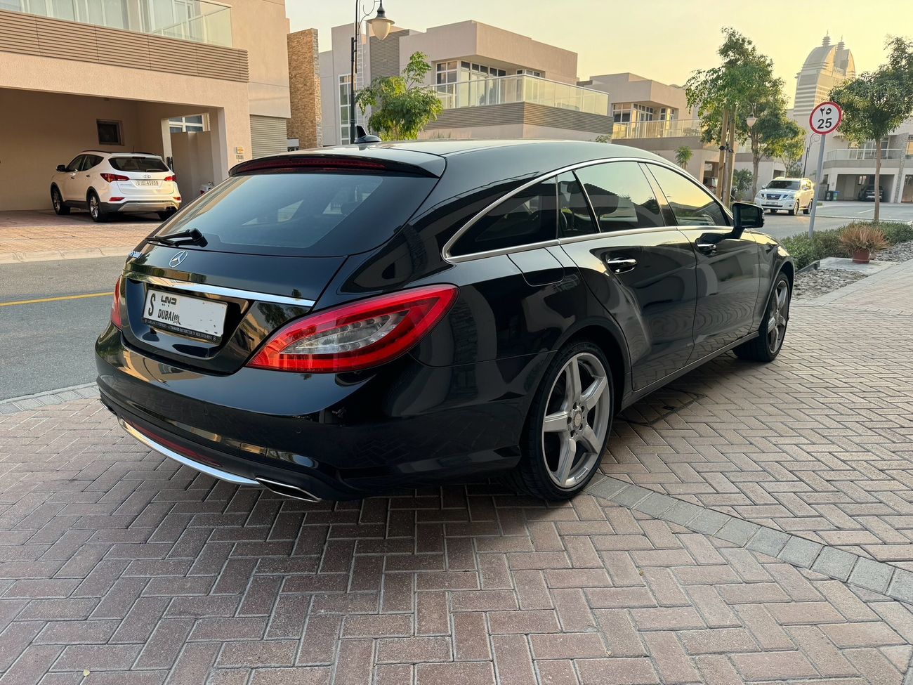 Mercedes-Benz CLS 500 Shooting Brake 4.7L V8