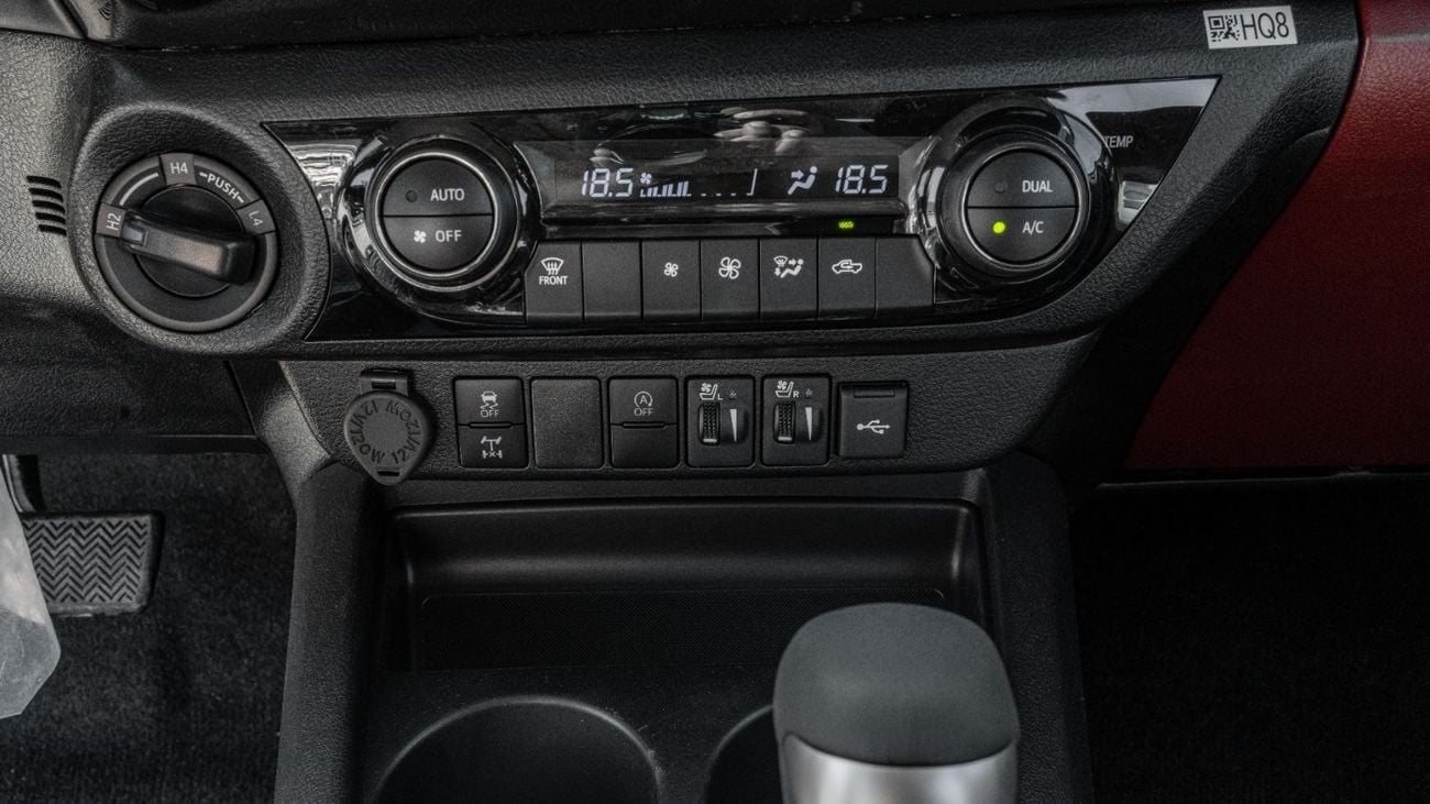 Toyota Hilux 2026 Toyota Hilux SGLX 2.8L AT Diesel (White-Red)