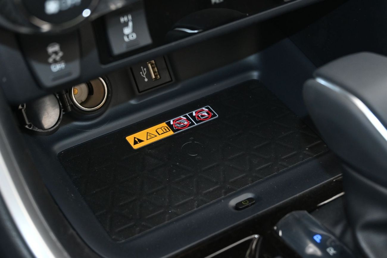 تويوتا راف ٤ Toyota RAV4 2.5L Hybrid, AWD, CUV 5Doors