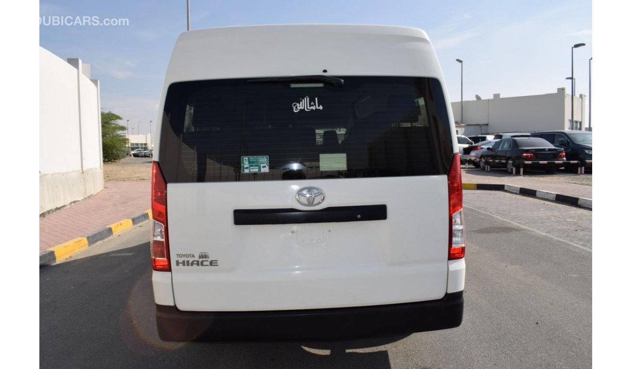 Toyota Hiace Commuter GL High Roof Toyota Hiace Highroof 3.5L 13 Seater Bus A/T , Model:2021. Only done 57000 km