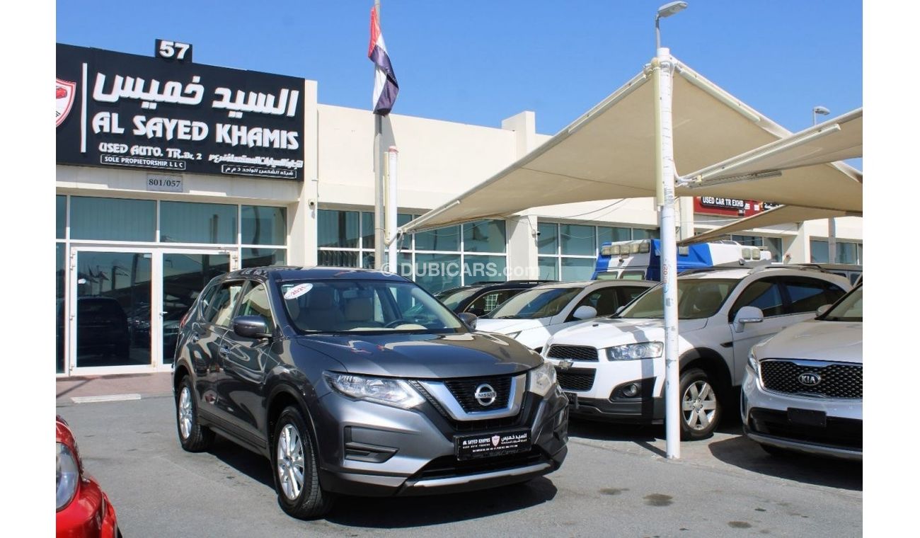 Nissan XTrail ACCIDENTS FREE - GCC - ORIGINAL PAINT - PERFECT CONDITION INSIDE OUT
