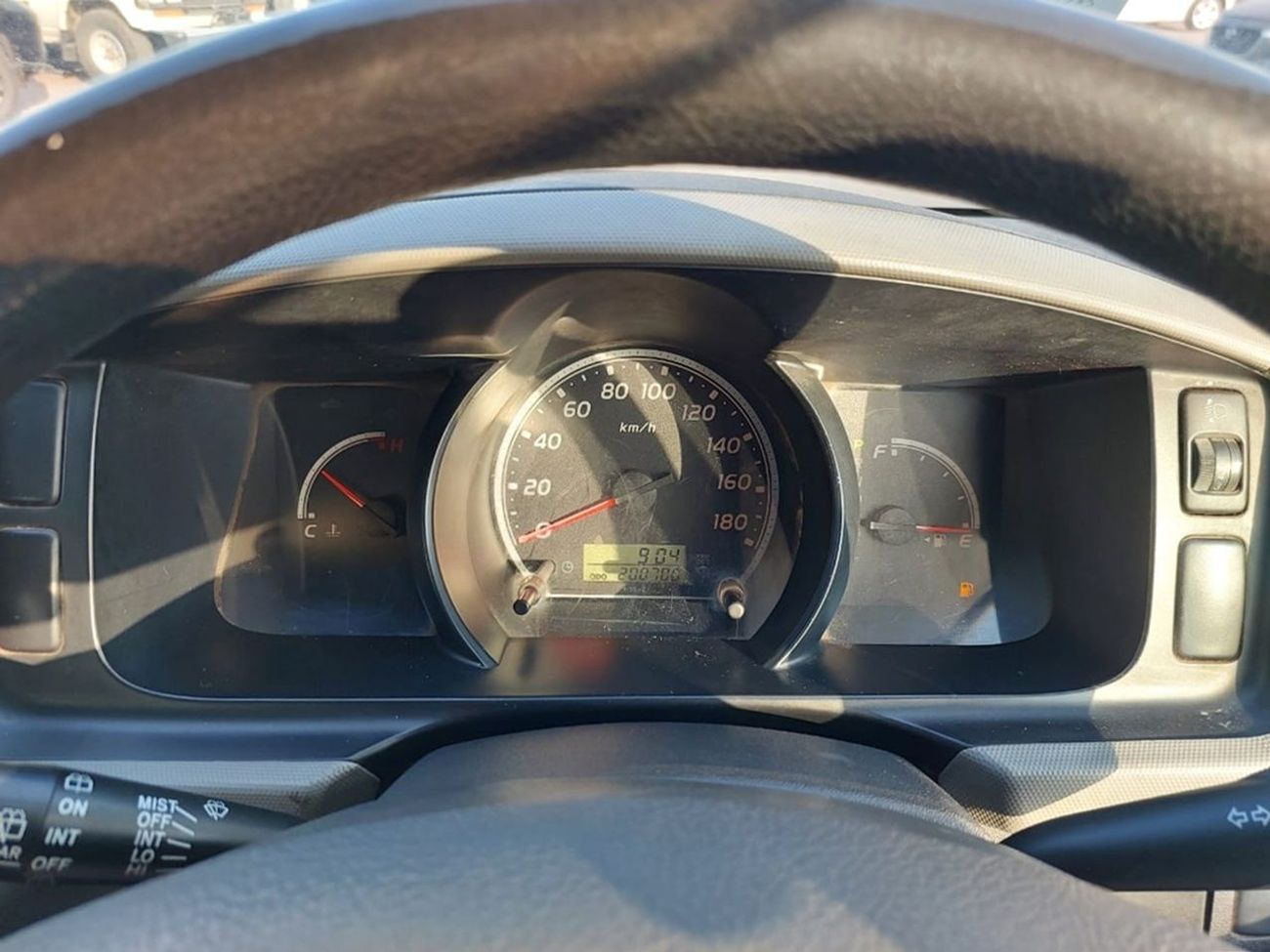 تويوتا هاياس TOYOTA HIACE WAGON VAN 2011 RHD 2.7 L PETROL AUTOMATIC (PM23267)