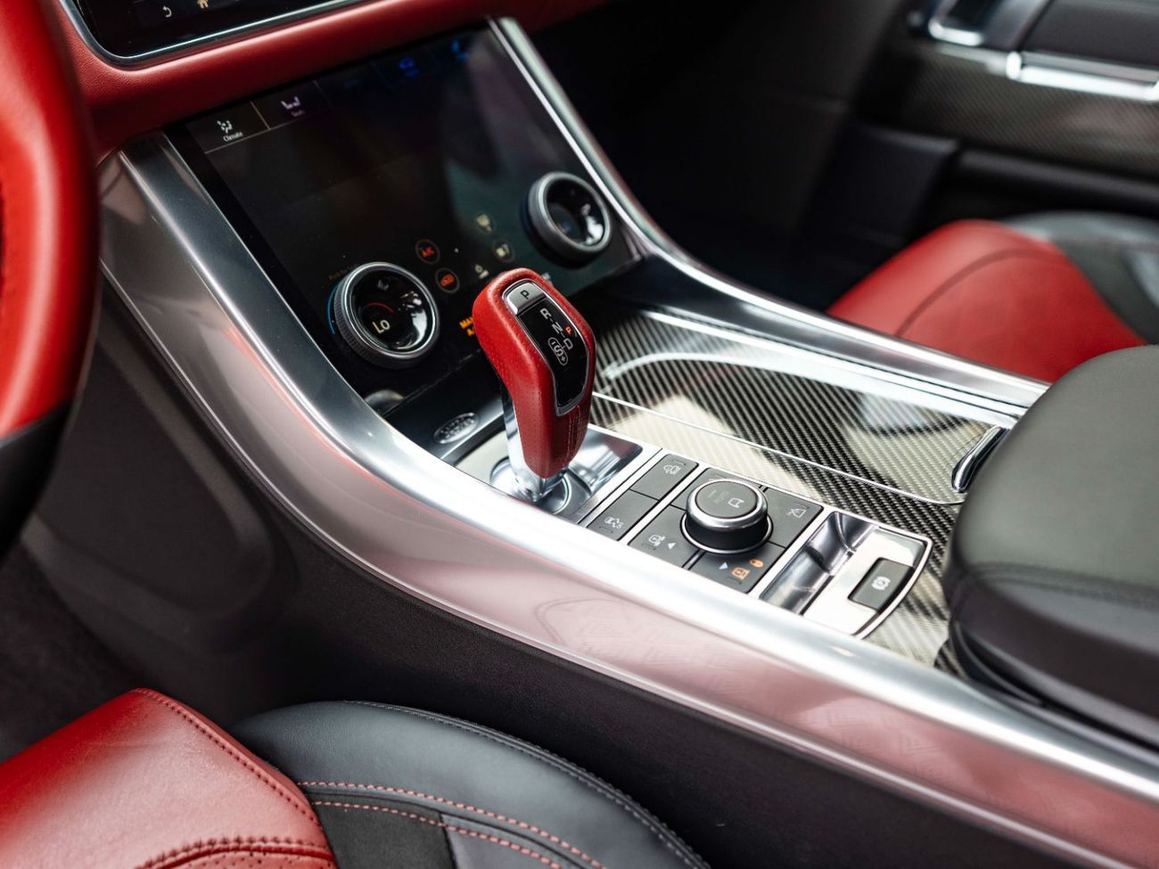 Land Rover Range Rover Sport SVR 5.0L (575 HP) 4WD