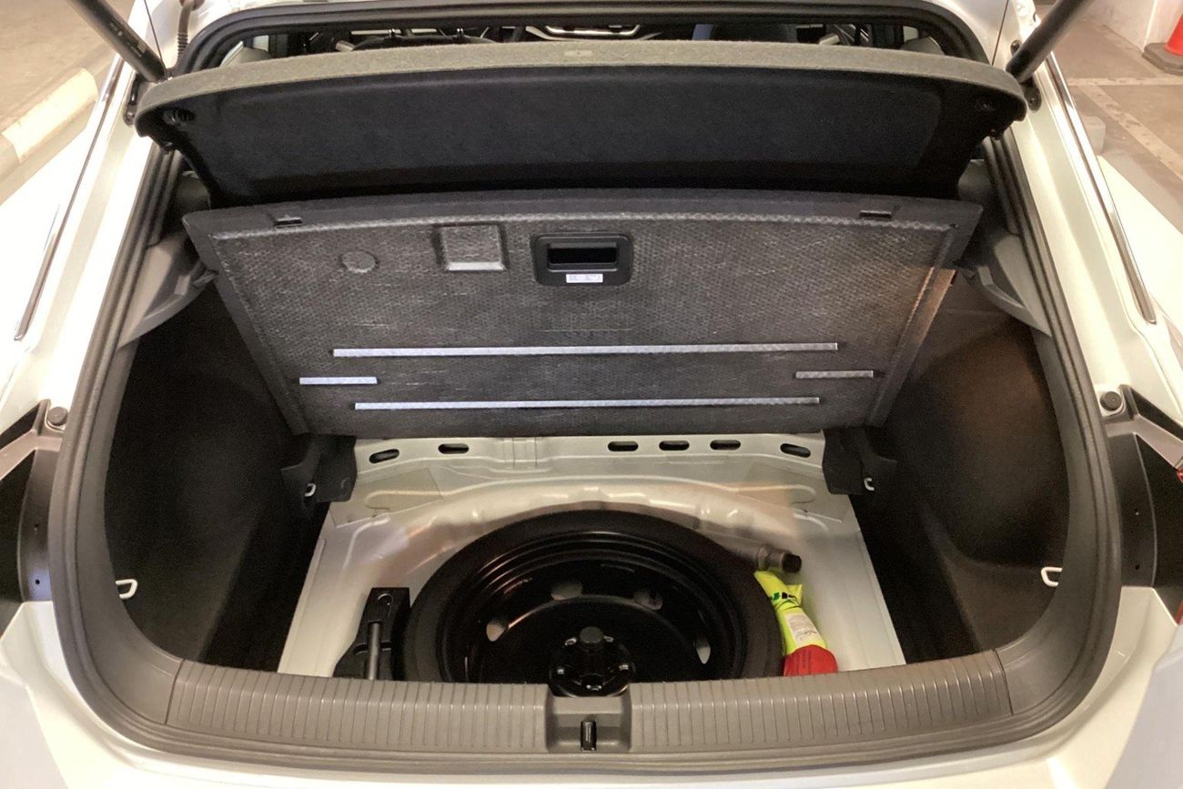 Volkswagen T ROC R-Line | Guaranteed Warranty | 0 Down Payment