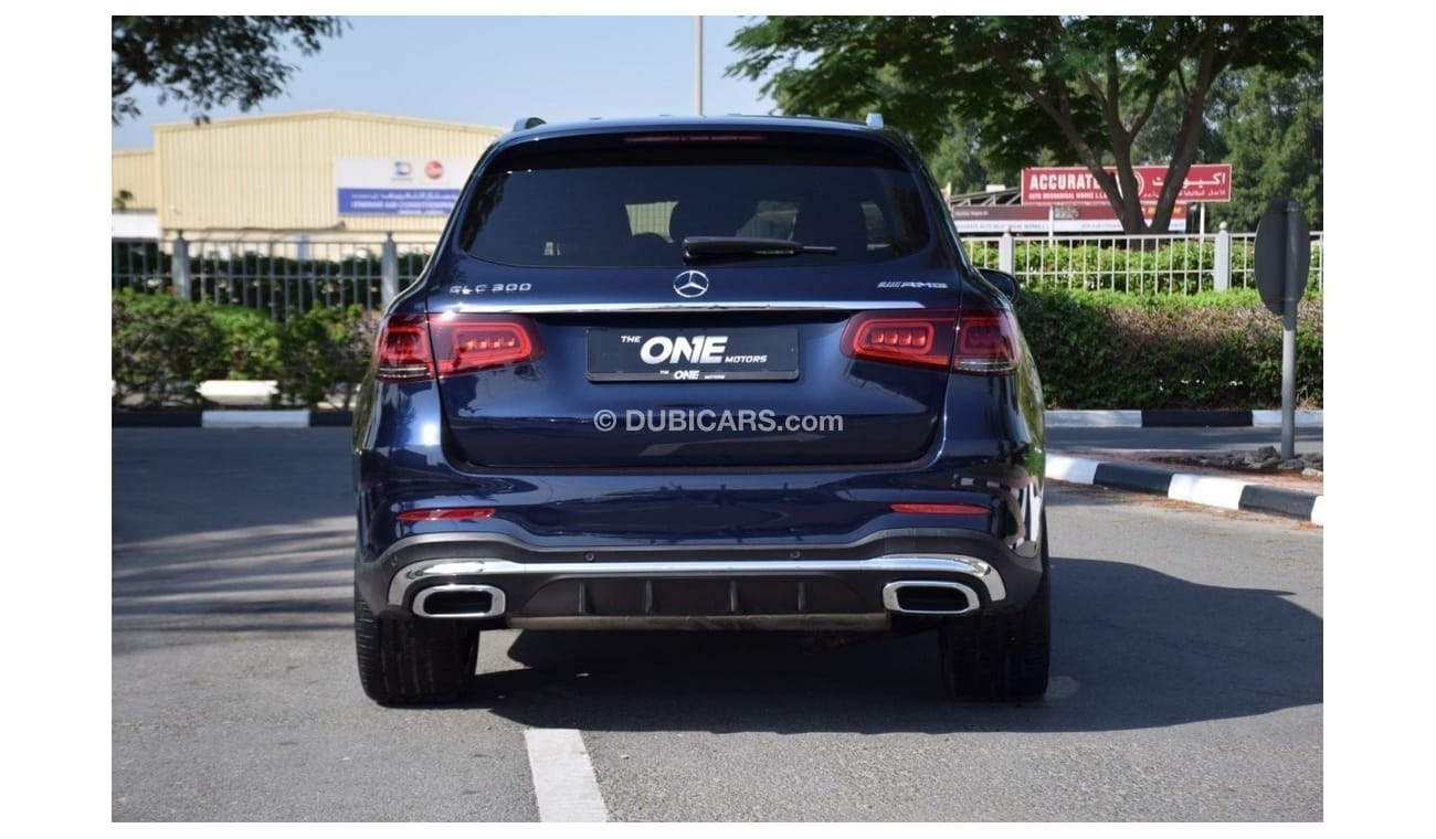 Mercedes-Benz GLC 300 4MATIC AMG_ Heads up display