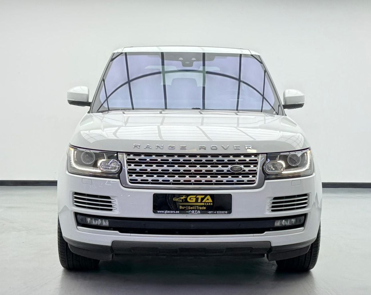 لاند روفر رينج روفر 2017 Range Rover Vogue SE Supercharged, 2026 RR Warranty, 2029 RR Service Pack, Fully Loaded, GCC