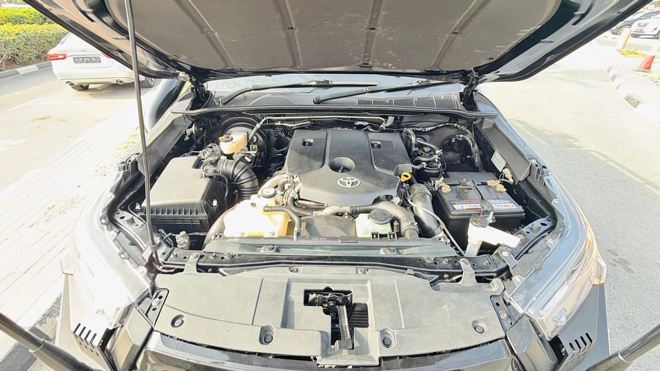 Toyota Hilux 2022| 2.8L DIESEL ENGINE | AT | RHD | HEAVY BULL BAR WITH LED FOCUSED LIGHTS | DUAL BULL BAR ANTENNA