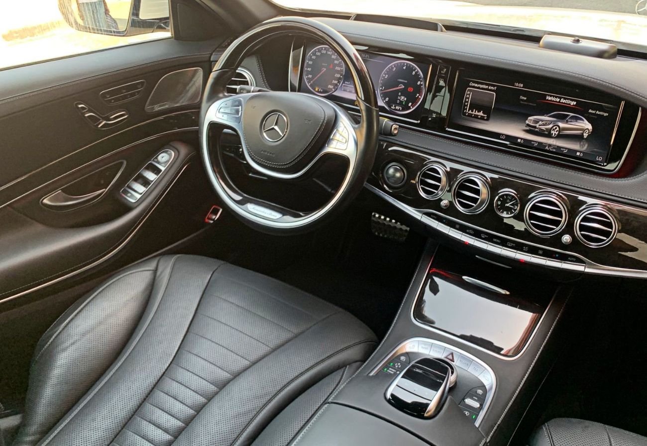 Mercedes-Benz S 550 Japanese Specification - Excellent condition - low kilometer