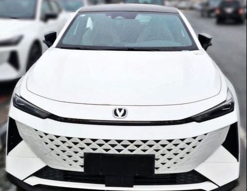 Changan UNI-V LIMITED 1.5 L - 4 CYL TURBOCHARGED - 185 HP