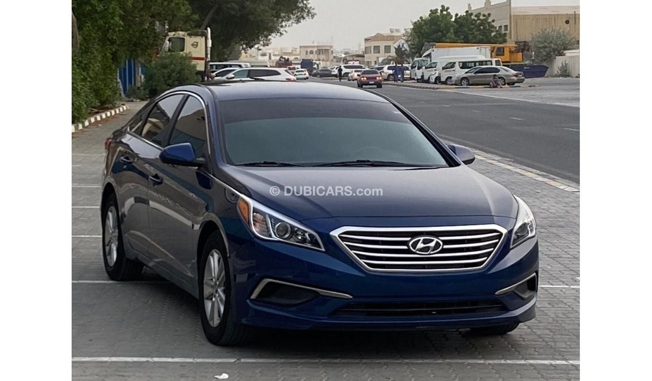 Hyundai Sonata SE Hyundai sonata 2016 Mileage 142.000 miles  Price 30.000 dirhams  4Cylinder,  Very clean inside an