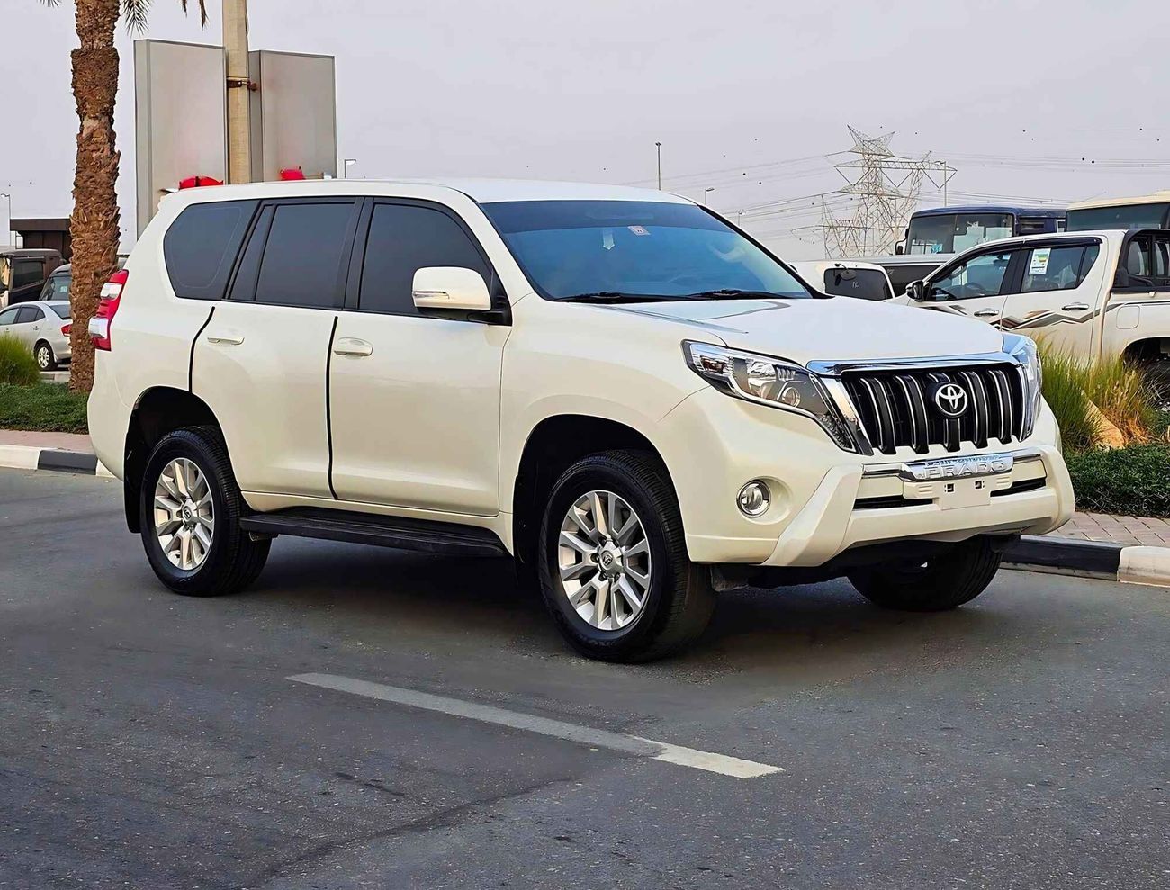 Toyota Prado GXR V6/ GCC/ LEATHER/ DVD+CAMERA/ ORG KMS/ ORG PAINT/ SPARE UP/ 1309 MONTHLY/ LOT# 96226