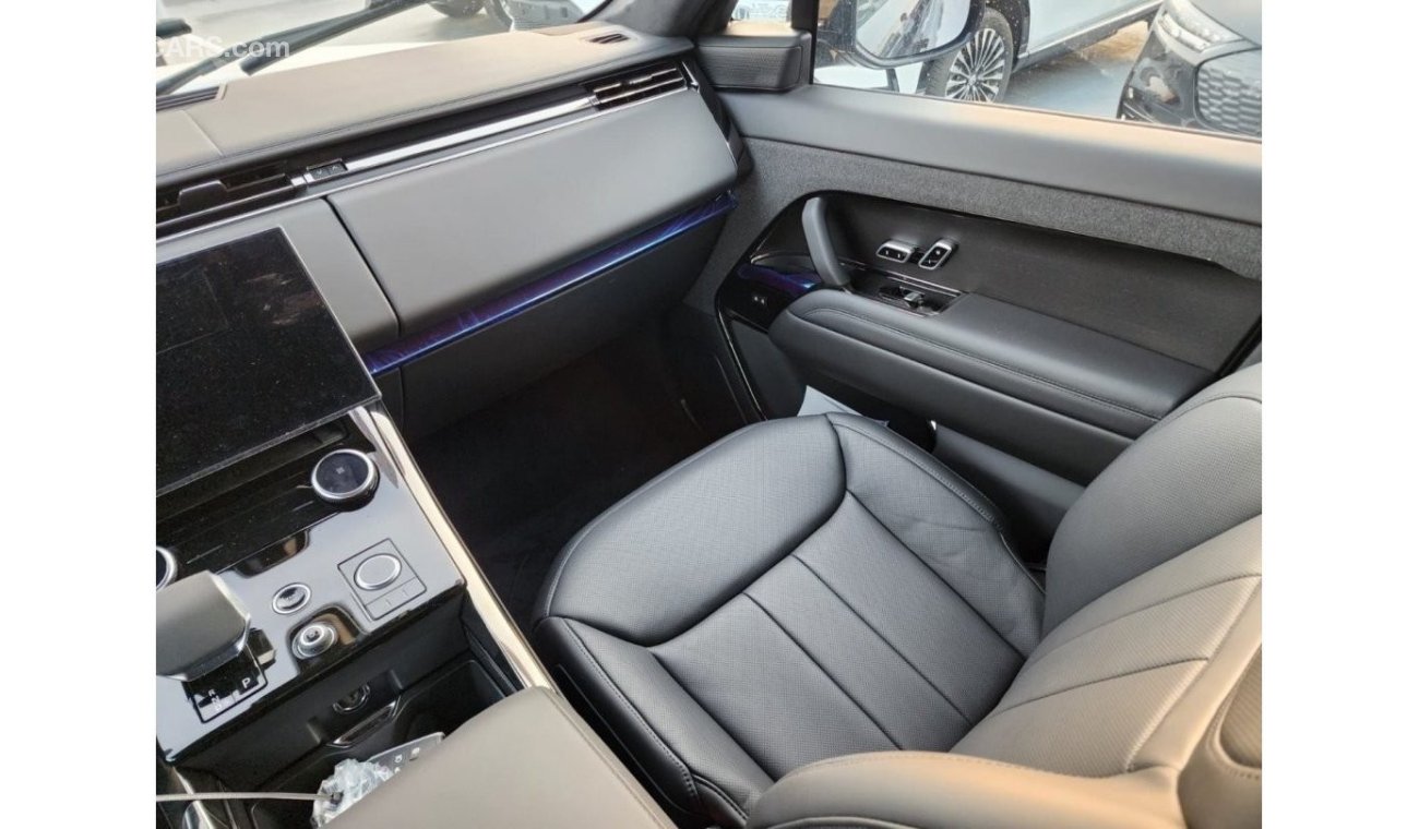 لاند روفر رينج روفر 2023 رينج رور سبورت الإصدار الأول