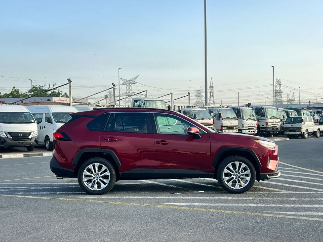 Toyota RAV4 2025 Toyota Rav4 XLE Full Option 2.5L V4 - Rear Camera  - Leather Seat - AWD 4x4 - Push Start - Low