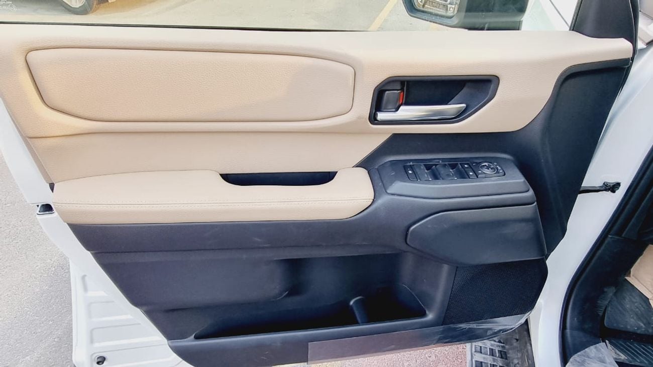 تويوتا برادو TOYOTA PRADO 250 ALL ROUNDER G 2.4L PETROL MY 2025